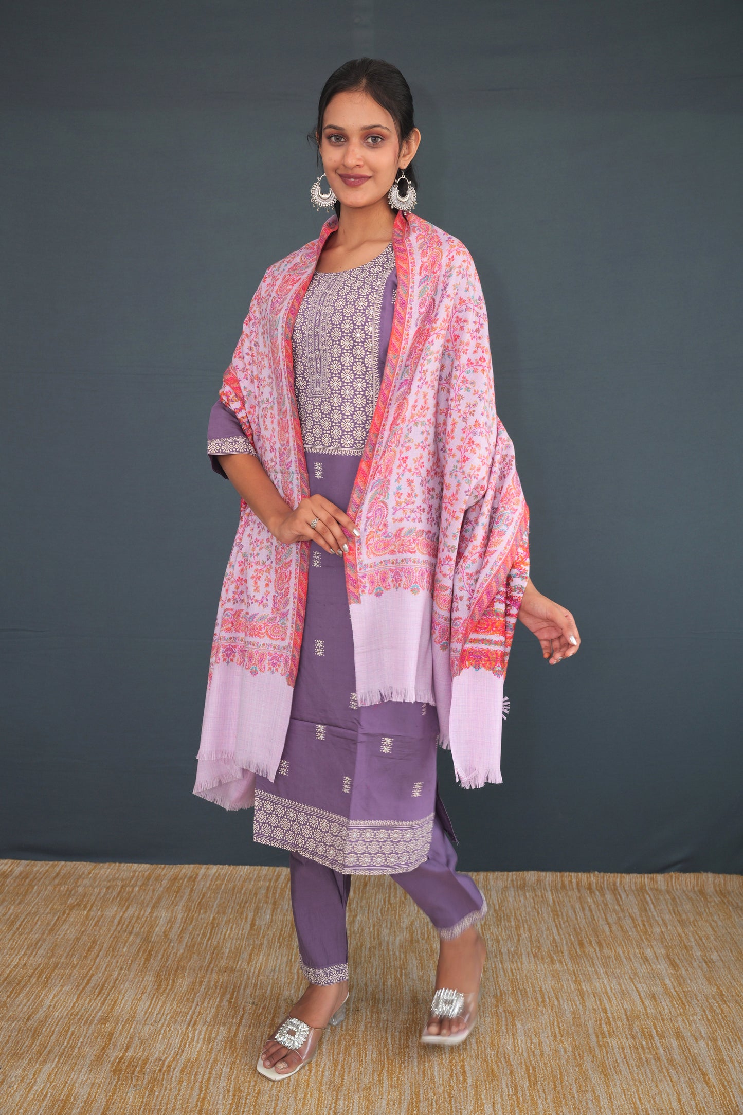 Lilac Pink Handwoven Khadi Silk Stole | Pure Handloom Dupatta with Floral Weave