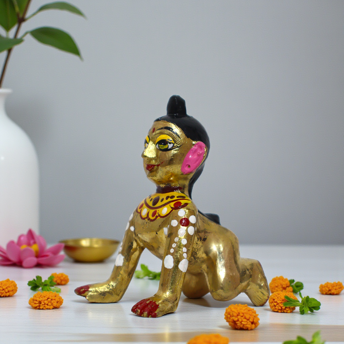 Brass Laddu Radha Rani | Crawling Bal Radha Idol (460g)