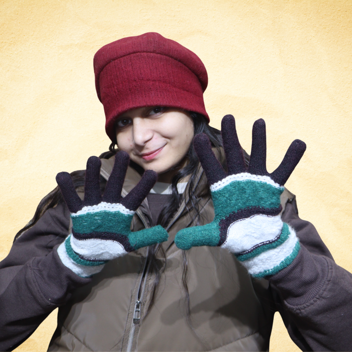 Pure Wool Hand Gloves | Warm & Comfortable Winter Wear