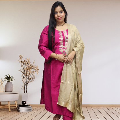Premium Magenta Khadi Silk Kurti Set – Handcrafted Ethnic Suit with Golden Embroidery & Banarasi Dupatta(03)