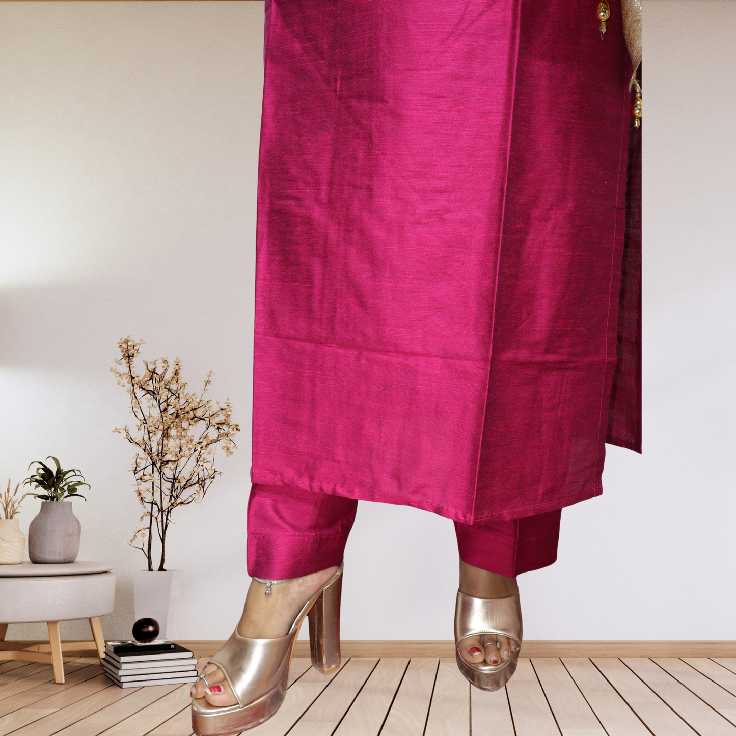 Premium Magenta Khadi Silk Kurti Set – Handcrafted Ethnic Suit with Golden Embroidery & Banarasi Dupatta(03)