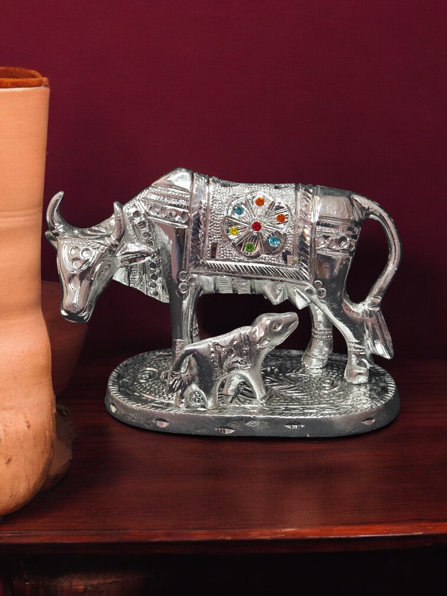 Handcrafted White Metal Kamdhenu Cow and Calf Statue – Religious Holy Cow Murti for Home Decor & Vastu