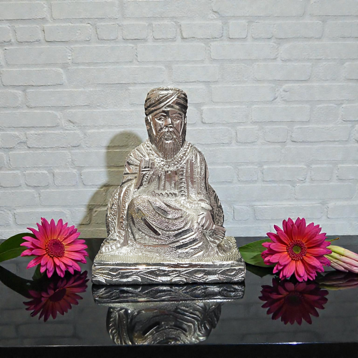 Handcrafted White Metal Guru Nanak Idol – Guru Nanak Sitting Statue for Home Temple & Decor