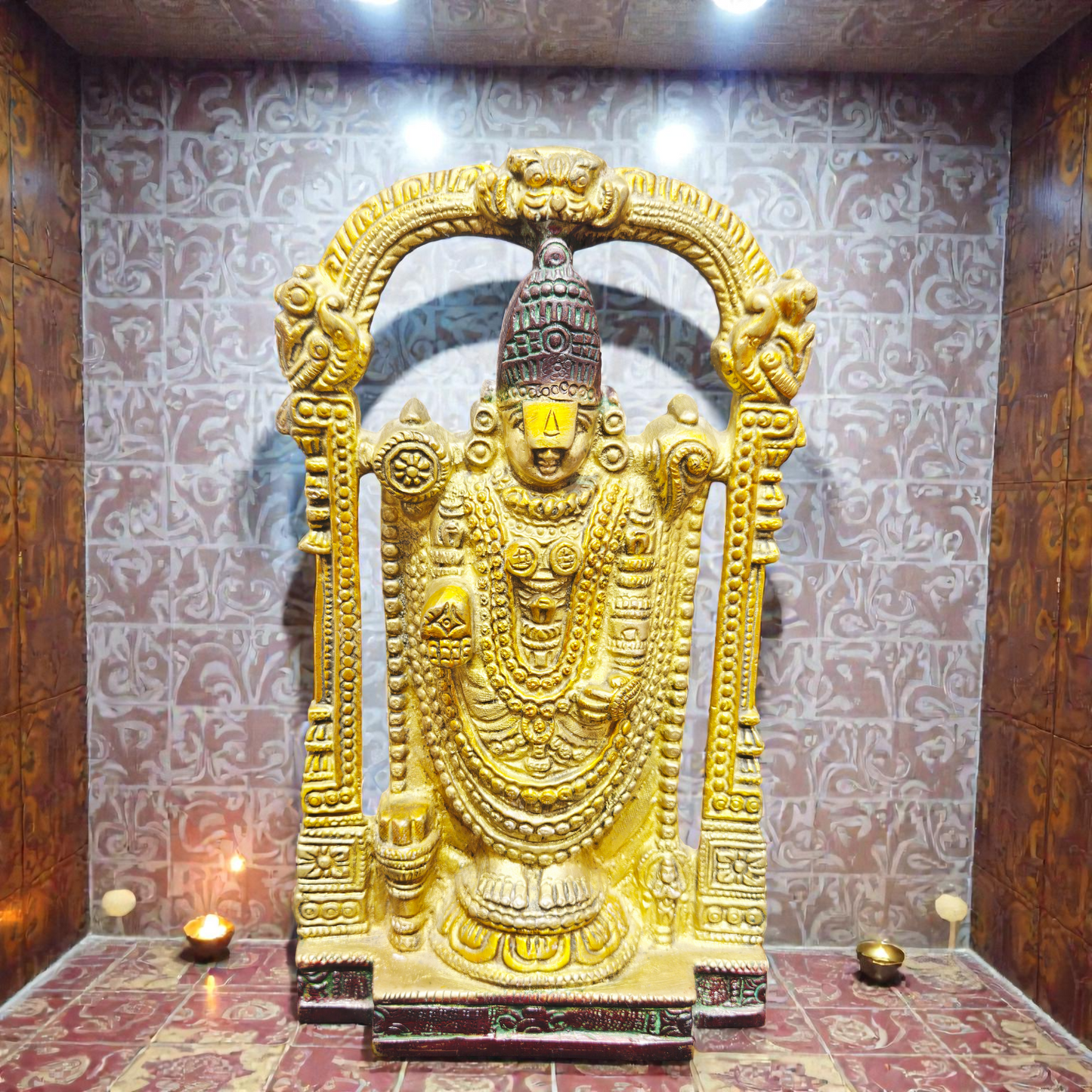 Handcrafted Pure Brass Lord Balaji Idol – Tirupati Venkateswara Swamy Statue with Prabhavali for Home Temple