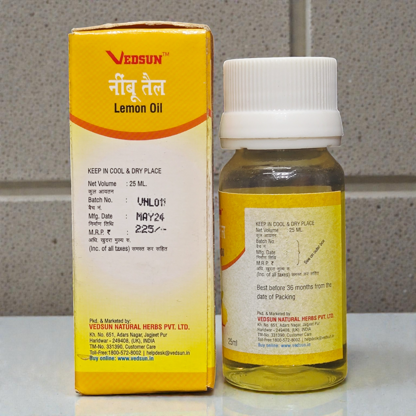 Vedsun Lemon Essential Oil (Nimbu Tail) - 100% Pure & Natural | For Skin Brightening, Acne & Aromatherapy - 25ml