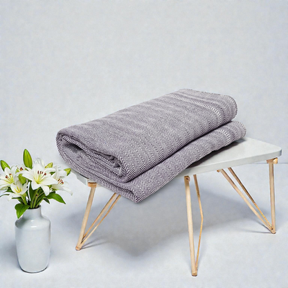 Premium Grey Zig-Zag Khadi Cotton Khesh – Handwoven Herringbone Pattern Heavy Blanket / Throw