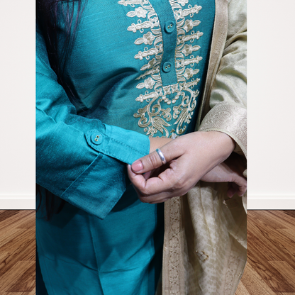 Premium Teal Blue Khadi Silk Kurti Set – Handcrafted Ethnic Suit with Golden Embroidery & Banarasi Dupatta(05)