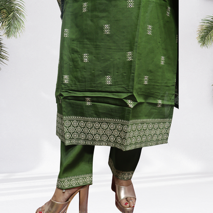 Royal Deep Green Khadi Silk Kurti Set – Handcrafted Ethnic Suit with White Intricate Embroidery & Printed Dupatta(08)