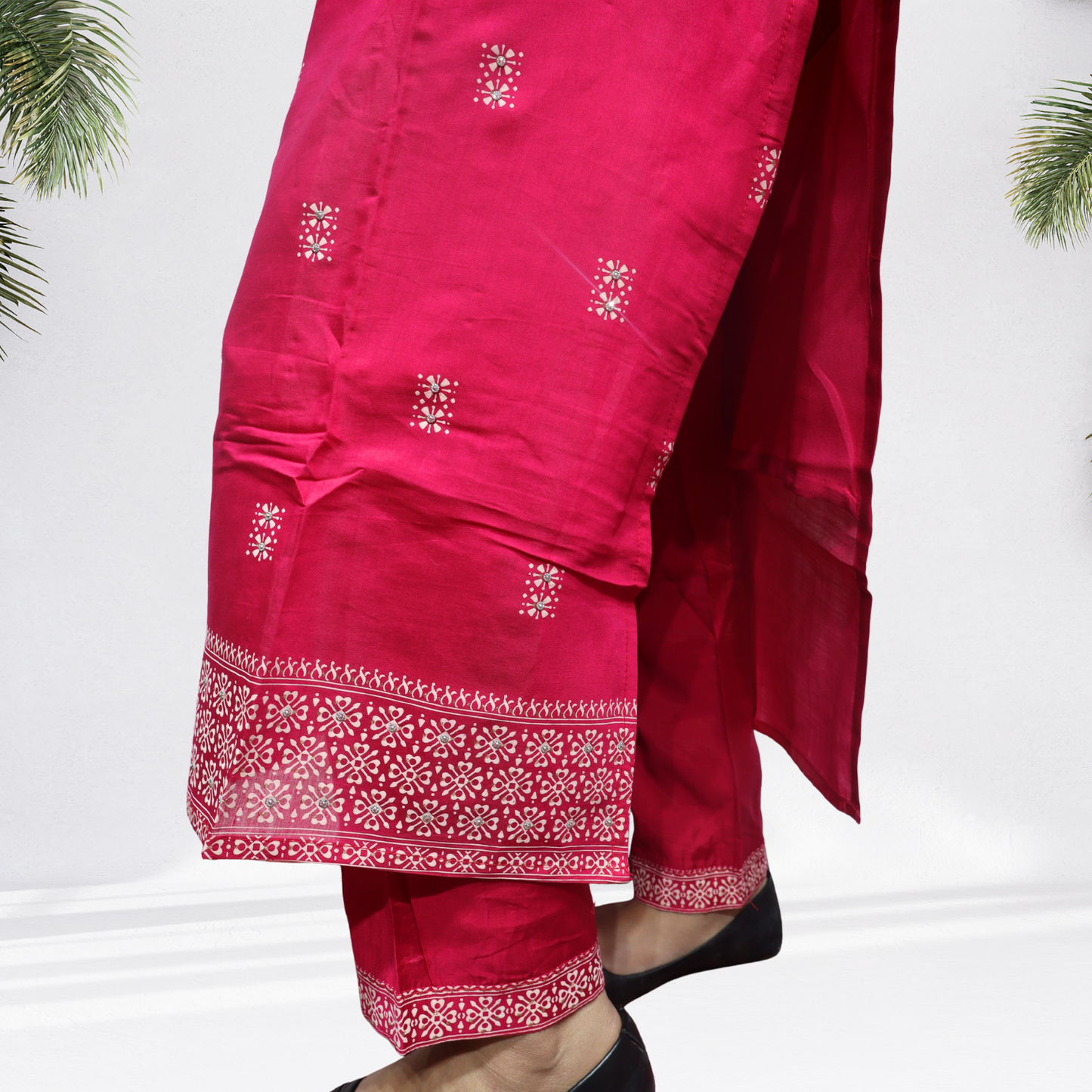 Vibrant Rani Pink Khadi Silk Kurti Set – Handcrafted Ethnic Suit with White Floral Embroidery & Matching Dupatta(09)