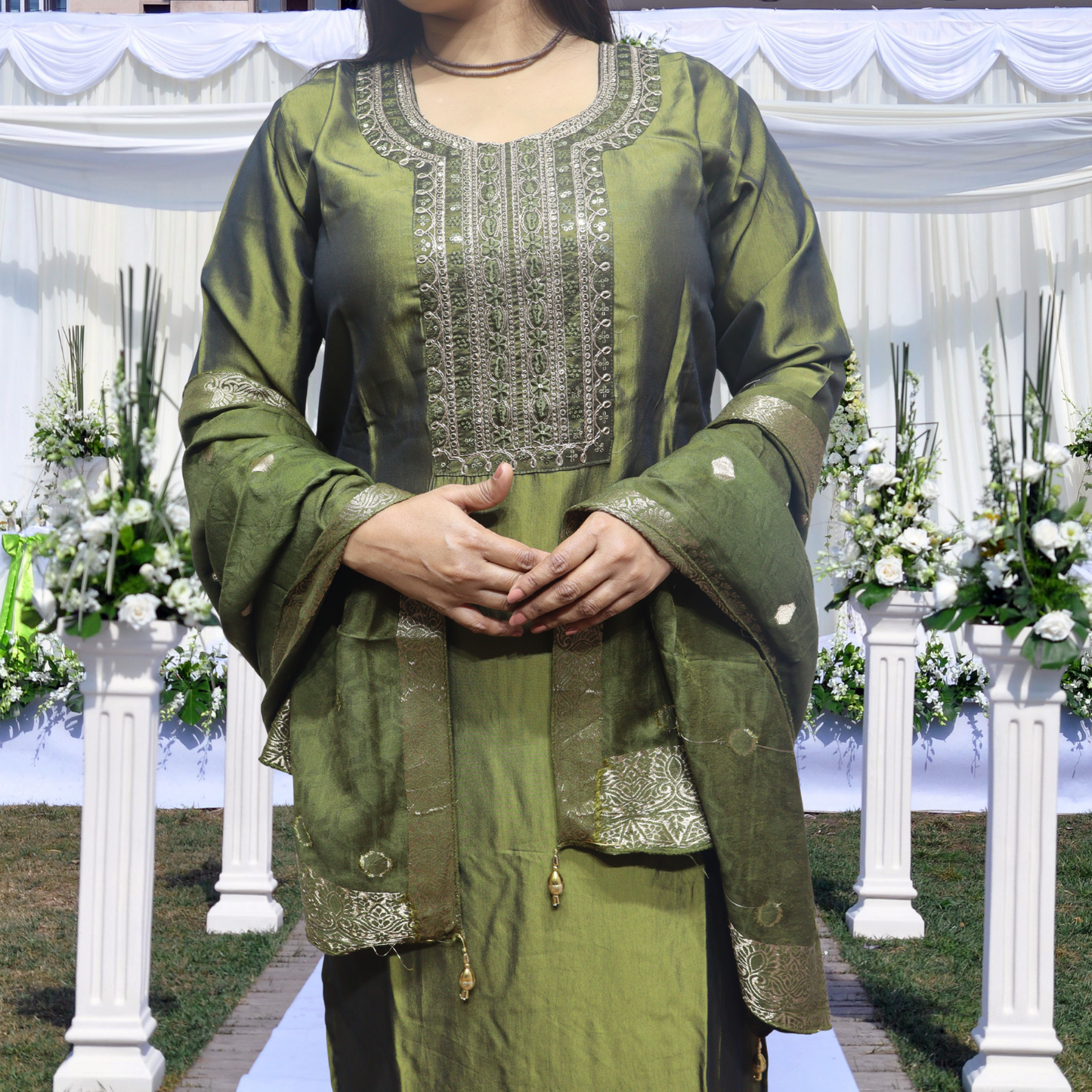 Royal Olive Green Khadi Silk Kurti Set – Handcrafted Ethnic Suit with Golden Embroidery & Banarasi Dupatta(10)