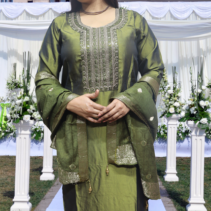Royal Olive Green Khadi Silk Kurti Set – Handcrafted Ethnic Suit with Golden Embroidery & Banarasi Dupatta(10)