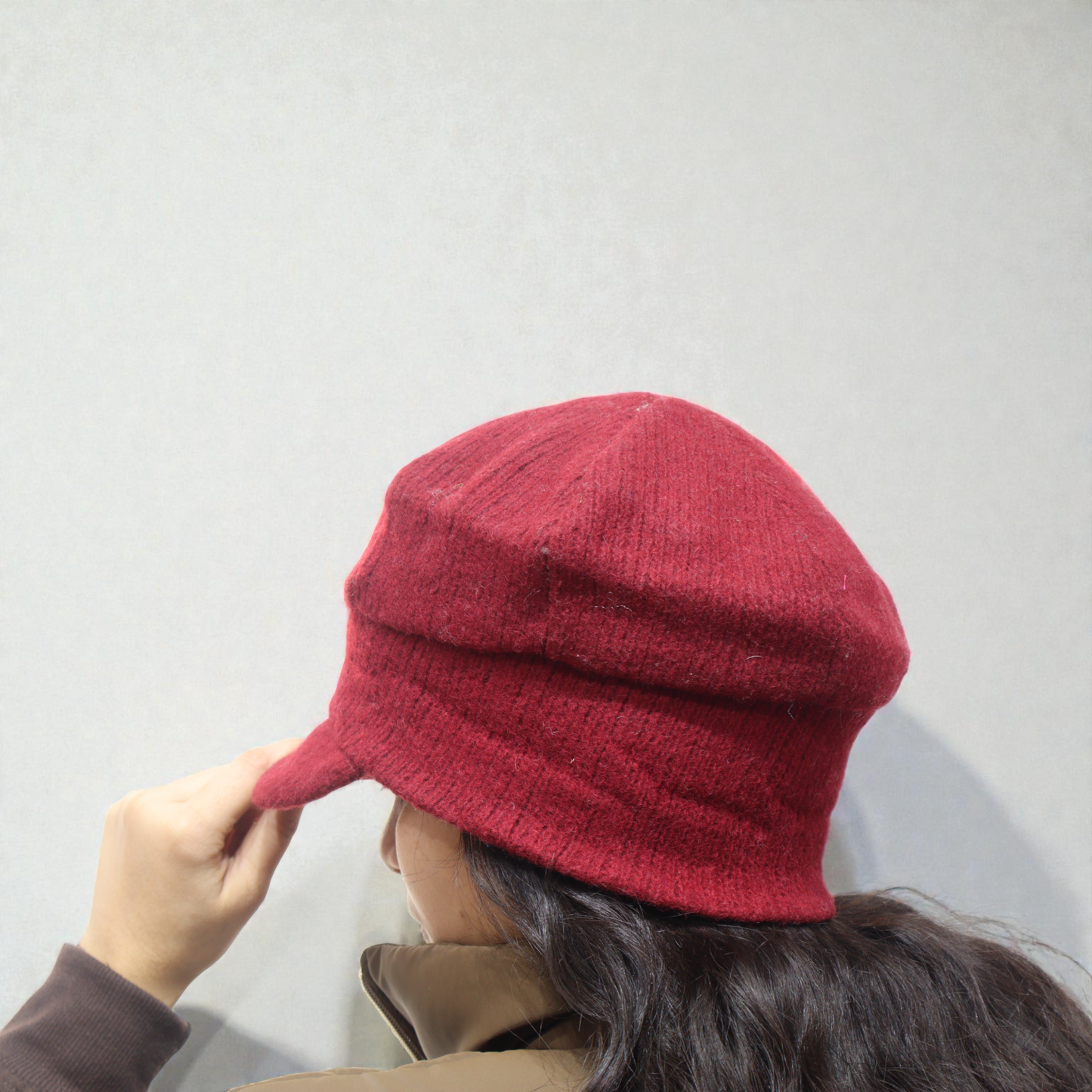 Premium Maroon Woolen Beret Cap for Women – Elegant Knitted Winter Hat with Visor Brim & Soft Thermal Comfort