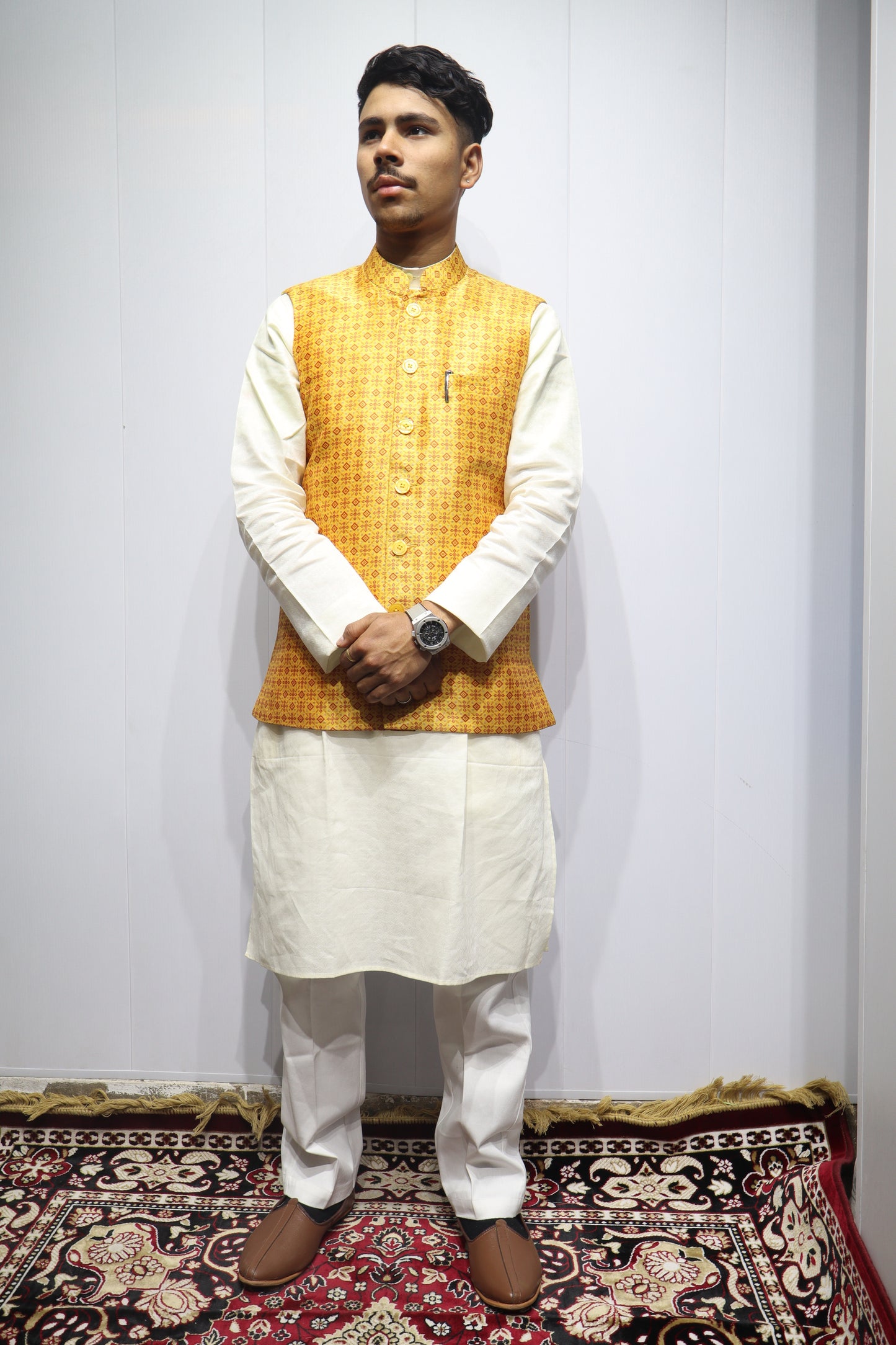 Men’s Yellow Printed Linen Nehru Jacket – Bright Festive Ethnic Wear