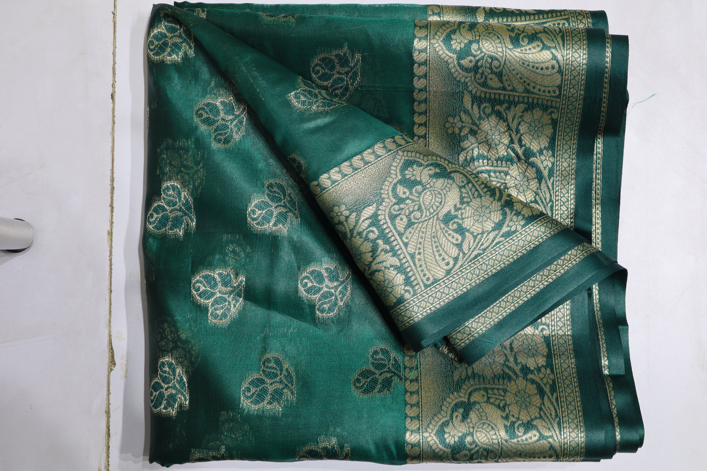 Dark Green Silk Saree with Elegant Gold Zari Motifs & Traditional Border(42)