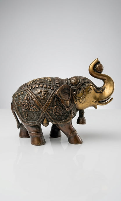 Handcrafted Brass Elephant Statue with Raised Trunk – Antique Finish Decorative Showpiece for Home & Office(Height-7inch,Length-10.5inch,Breadth-5inch)