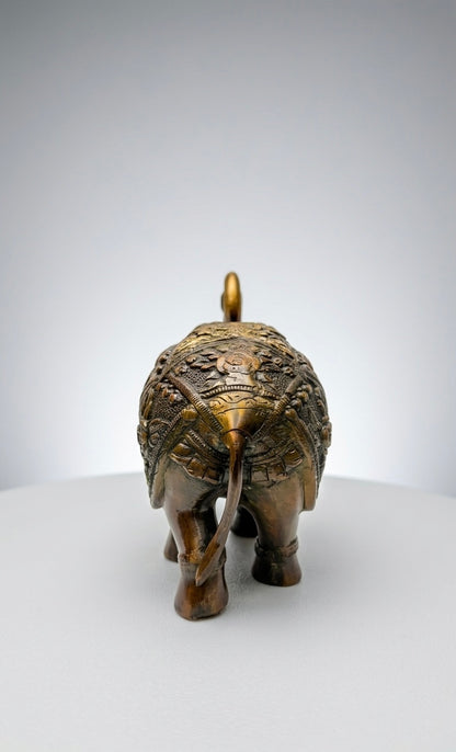 Handcrafted Brass Elephant Statue with Raised Trunk – Antique Finish Decorative Showpiece for Home & Office(Height-7inch,Length-10.5inch,Breadth-5inch)
