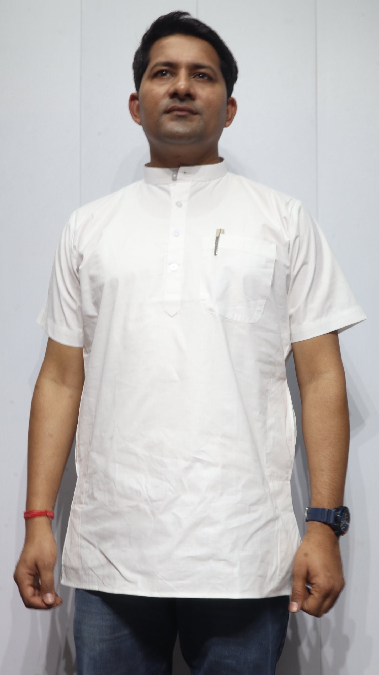 Men’s White Cotton Short Kurta – Classic Mandarin Collar Ethnic Wear