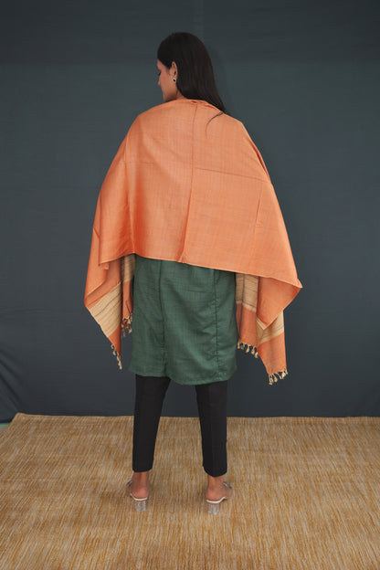 Handwoven Khadi Silk Stole for Women – Elegant Peach & Beige | Pure Silk Dupatta 