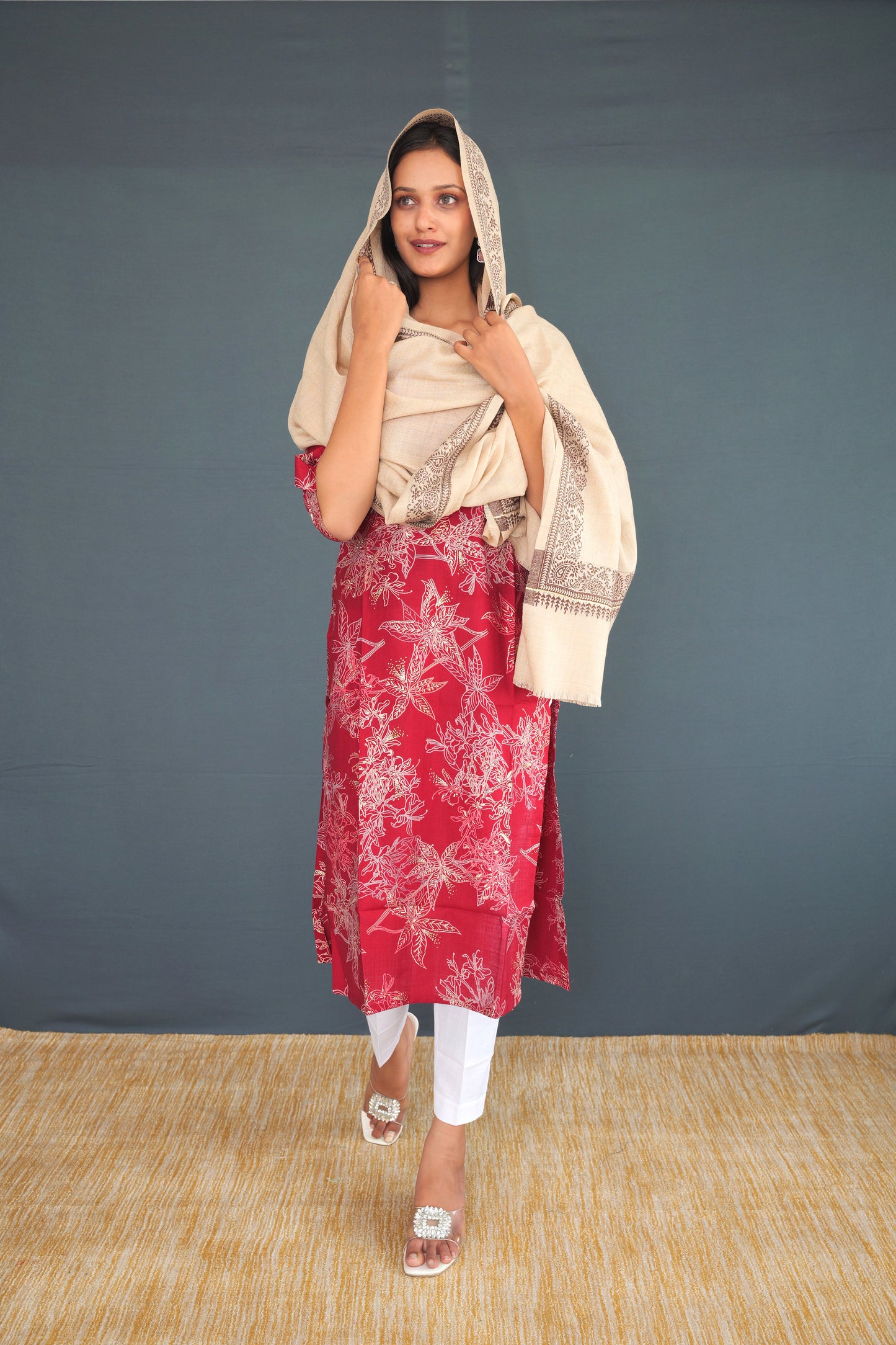 Handwoven Beige Khadi Silk Stole | Pure Handloom Dupatta with Traditional Border