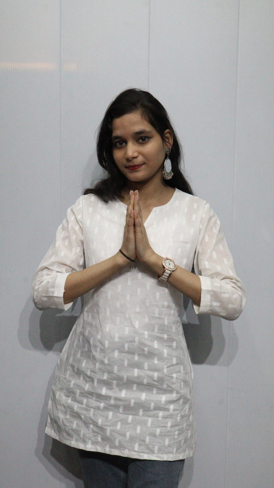 White Handloom Cotton Short Kurti with Pockets - Breathable Ethnic Tunic for Women