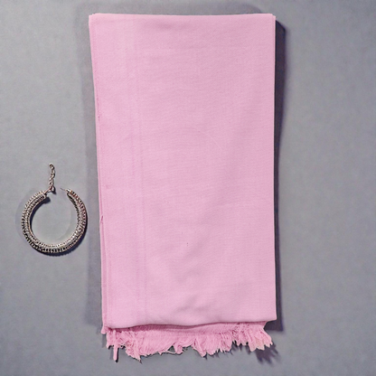 Full view of pink khadi cotton khesh with fringes and handwoven texture