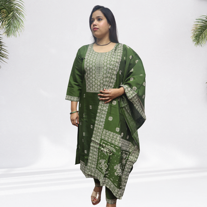 Royal Deep Green Khadi Silk Kurti Set – Handcrafted Ethnic Suit with White Intricate Embroidery & Printed Dupatta(08)